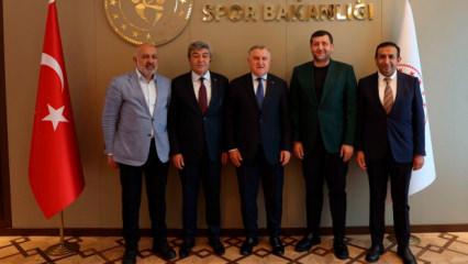 1. Lig ekibinden Bakan Bak'a ziyaret