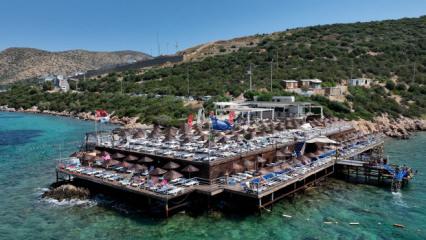 Bodrum halk plajlarına rekor ilgi: Deniz &uuml;cretsiz, lahmacun 250 TL