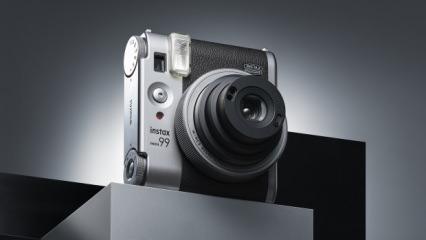 Yeni &ouml;zelliklerle donatılan instax mini 99 tanıtıldı