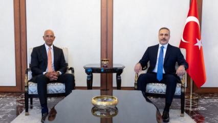 Bakan Fidan, ABD B&uuml;y&uuml;kel&ccedil;isi Barrack'ı kabul etti