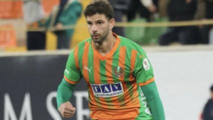 F.Bah&ccedil;e'nin yeni stoperi S&uuml;per Lig'den! Kapı 10 milyondan a&ccedil;ıldı