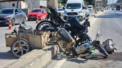 Antakya'da iki motosiklet &ccedil;arpıştı: 1 kişinin &ouml;ld&uuml;ğ&uuml; feci kaza kamerada