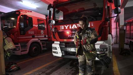 İstanbul'da 4 katlı binada korkutan yangın!