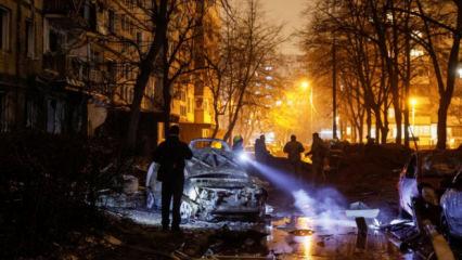 Kiev'e bombardıman: &Ccedil;ok sayıda &ouml;l&uuml; ve yaralı var