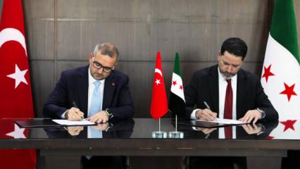 Komşu &uuml;lkeyle anlaşma sağlandı! T&uuml;rk Lirası i&ccedil;in imzalar atıldı