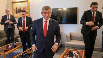 Meclis'in 'kırılgan' &ccedil;atısında belirsizlik hakim: 'Tek 1 istifa Yeni Yol'u tarihe g&ouml;mer'