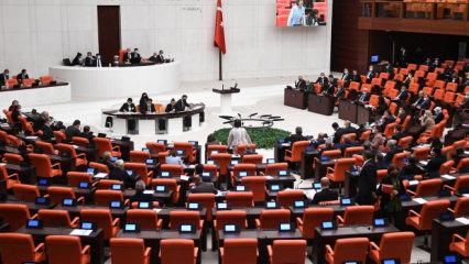 &Ouml;ğrenci affı TBMM'de kabul edildi