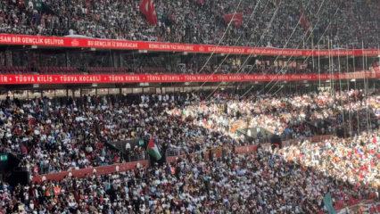Rams Park'ta 50 bin &ouml;ğrenci salavat getirdi
