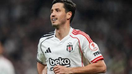 Salih U&ccedil;an'dan Beşiktaş'a duygusal veda!