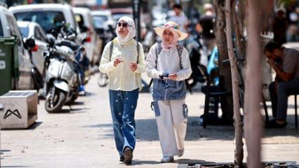 Bug&uuml;n yanacağız, yarın serinleyeceğiz! Meteoroloji yeni hava raporunu a&ccedil;ıkladı