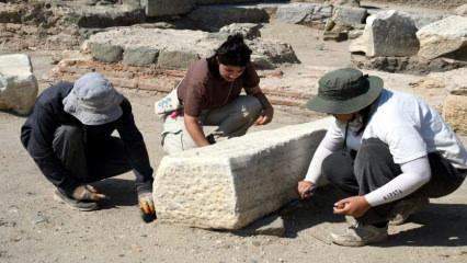 Trakya&rsquo;nın en b&uuml;y&uuml;ğ&uuml;: 5 bin yıllık Perinthos Antik Kenti&rsquo;nde tiyatro ortaya &ccedil;ıkarıldı