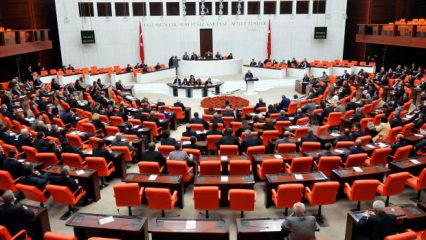 T&uuml;rk siyasetinde s&uuml;rpriz gelişme: İki partiden birleşme kararı