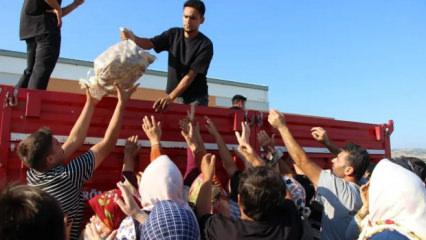 Binlerce liraya satabilirdi: &Ccedil;ift&ccedil;i &uuml;r&uuml;nlerini &uuml;cretsiz dağıttı!