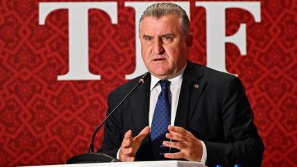 Bakan Bak'tan hakem değerlendirmesi! '&Ouml;nemli olan hatayı en aza indirmek'