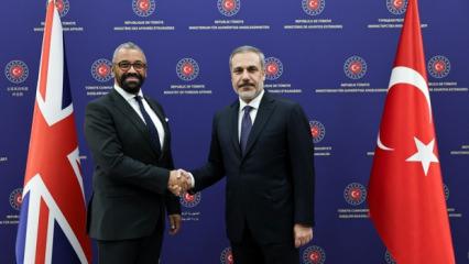 Bakan Fidan, Birleşik Krallık Dışişleri Bakanı Miliband ile g&ouml;r&uuml;şt&uuml;