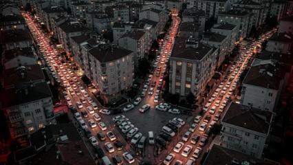 İstanbul'da &ccedil;ile bitmiyor: Oto &ccedil;ok, park yok!
