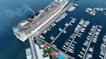 Dev kruvaziyer MSC Divina 4 bin 140 turistle Marmaris'e demirledi