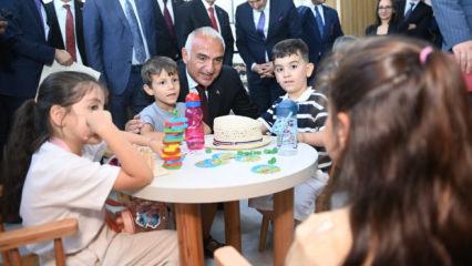K&uuml;t&uuml;phaneler Cumhuriyet tarihinin rekor sayılarına ulaştı