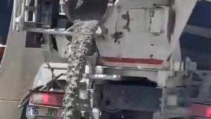 Sultangazi'de yola beton d&ouml;ken mikser trafikten men edildi