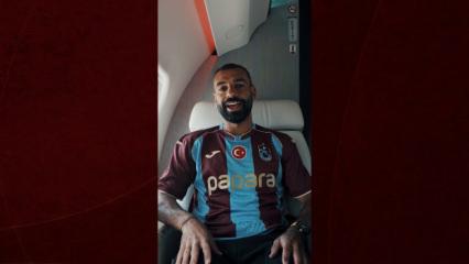 Salah, formayı giydi taraftarı coşturdu: Bize her yer Trabzon!
