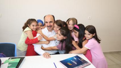 Başkan Altay: 30 bin &ouml;ğrenci yaz aylarını bizimle birlikte ge&ccedil;iriyor