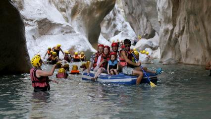 Antalya&rsquo;da 45 derece sıcaktan ka&ccedil;anların adresi: G&ouml;yn&uuml;k Kanyonu