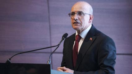 Bakan Şimşek: "Sanayi &uuml;retimimiz ikinci &ccedil;eyrekte yıllık y&uuml;zde 1,9 b&uuml;y&uuml;d&uuml;"