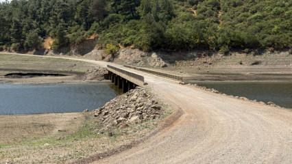 Baraj suları &ccedil;ekildi, k&ouml;pr&uuml; ulaşıma a&ccedil;ıldı