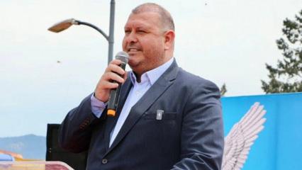 'Ben y&uuml;r&uuml;yen parayım' diyen İlkay &Ccedil;i&ccedil;ek, ihra&ccedil; &ouml;ncesi CHP'den istifa etti