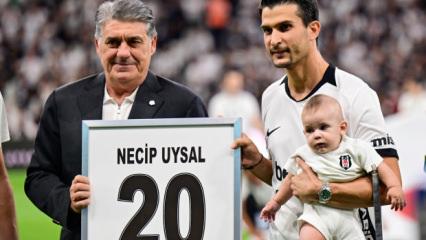 Beşiktaş Necip Uysal'a veda etti! 'Sonsuz sadakat'