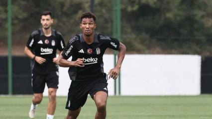 Beşiktaş&rsquo;ta ayrılık askıda! Transferde işler karıştı