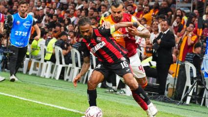 &Ccedil;orum FK'dan s&uuml;rpriz başlangı&ccedil;! Galatasaray 1 puanı 90'da kurtardı