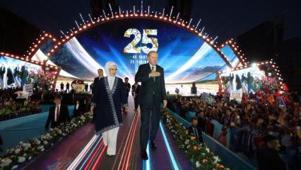 Emine Erdoğan'dan "AK Parti'nin 25. Kuruluş Yıl D&ouml;n&uuml;m&uuml;" mesajı