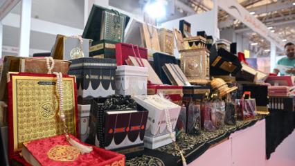 İstanbul'da Arap&ccedil;a kitap buluşması: 30'dan fazla &uuml;lkeden 300'&uuml; aşkın yayınevi