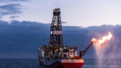 Bayraktar: Osman Gazi platformu ile g&uuml;nl&uuml;k doğal gaz &uuml;retimimizi iki katına &ccedil;ıkaracağız