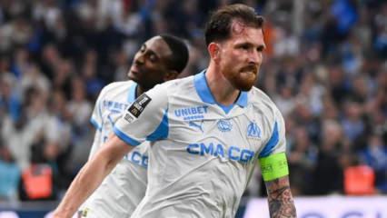 Kartal'a orta saha i&ccedil;in g&uuml;zel haber! Yıldız isim Premier Lig'i reddetti