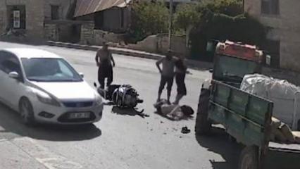 Mersin'de korkutan kaza: Motosiklet trakt&ouml;r&uuml;n altına girdi