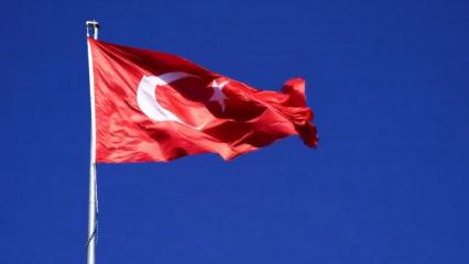 MHP lideri Devlet Bah&ccedil;eli &ldquo;Ter&ouml;rs&uuml;z T&uuml;rkiye&rdquo; s&uuml;recine &ouml;zel t&uuml;rk&uuml; hazırlattı. 