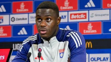 Moussa Niakhate'den Fenerbah&ccedil;e a&ccedil;ıklaması!
