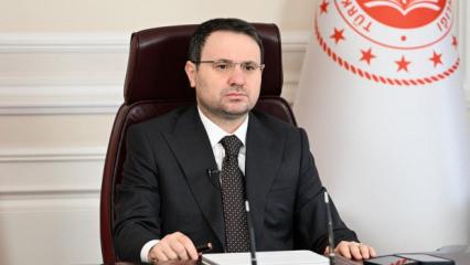 Rahmi Ko&ccedil;'un tepki &ccedil;eken s&ouml;zlerine soruşturma! Bakan G&uuml;rlek duyurdu