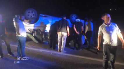 Sivas'ta minib&uuml;s devrildi: 7 yaralı