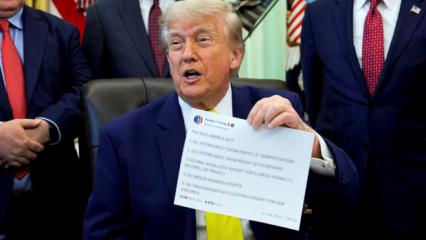 Trump'ın başı b&uuml;y&uuml;k dertte: ABD Başkanına dava a&ccedil;ıldı! Sosyal medyada bakın ne yapmış