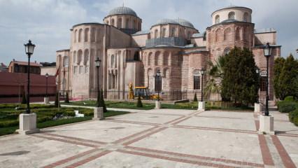 Zeyrek&rsquo;te dehlizlerden kubbelere: Y&uuml;zyılların izini s&uuml;rd&uuml;k