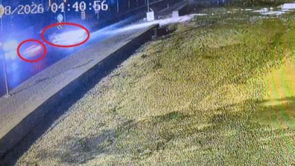 Antalya'da 2 kişinin &ouml;ld&uuml;ğ&uuml; kaza kamerada!