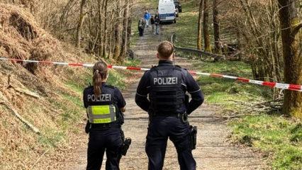Berlin'de gizli silah deposu bulundu! Almanya: Y&uuml;ksek tehdit durumundayız