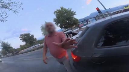 Denizli'de motosikletlinin &ouml;n&uuml;n&uuml; kesip saldıran magandaya rekor ceza