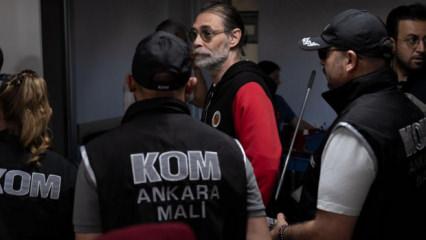 Erdal Beşik&ccedil;ioğlu'ndan skandal 'uyuşturucu' savunması! İkram ediyorlar, kıramıyorum