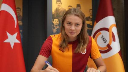 Galatasaray orta sahasını g&uuml;&ccedil;lendirdi! Polonyalı yıldız imzayı attı