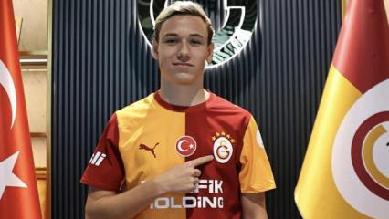 Galatasaray'ın yeni transferi Aleksey Batrakov'a duygusal veda!