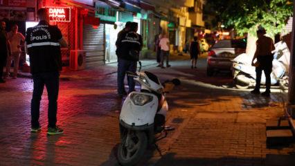 İzmir'de sokak ortasında silahlı &ccedil;atışma: 5 yaralı
